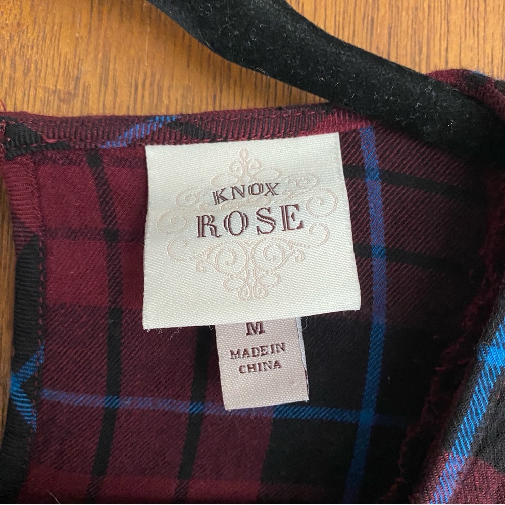 Plaid V-Neck Blouse - Picture 2 of 3
